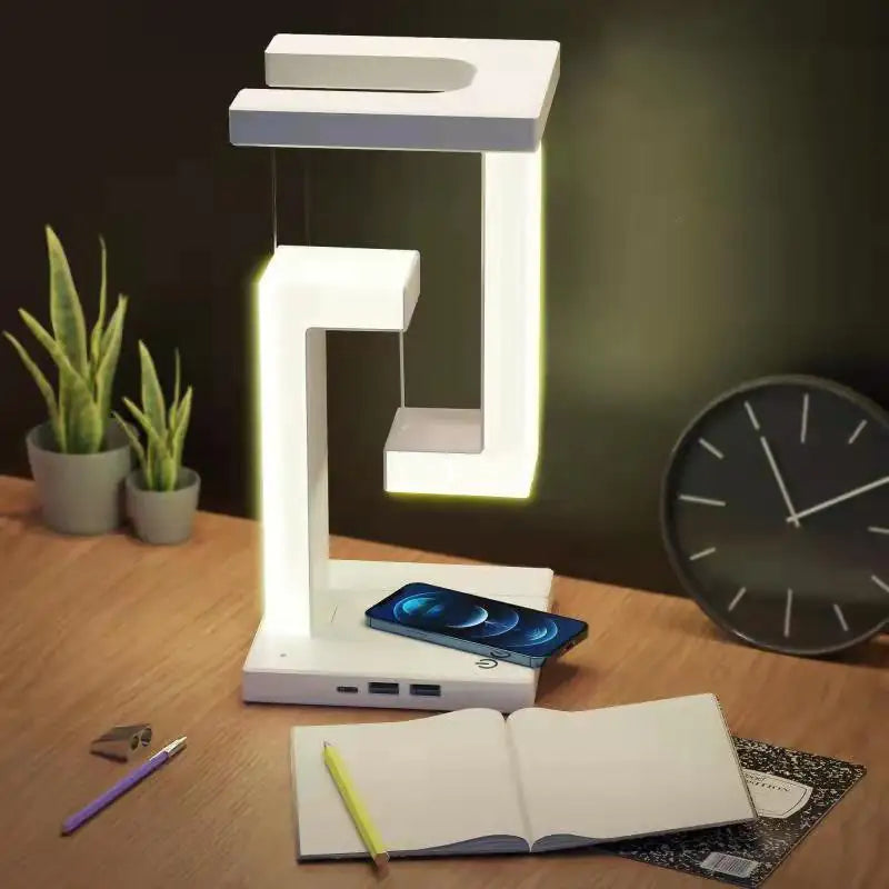 SmartLuz Lamp with Wireless Charging